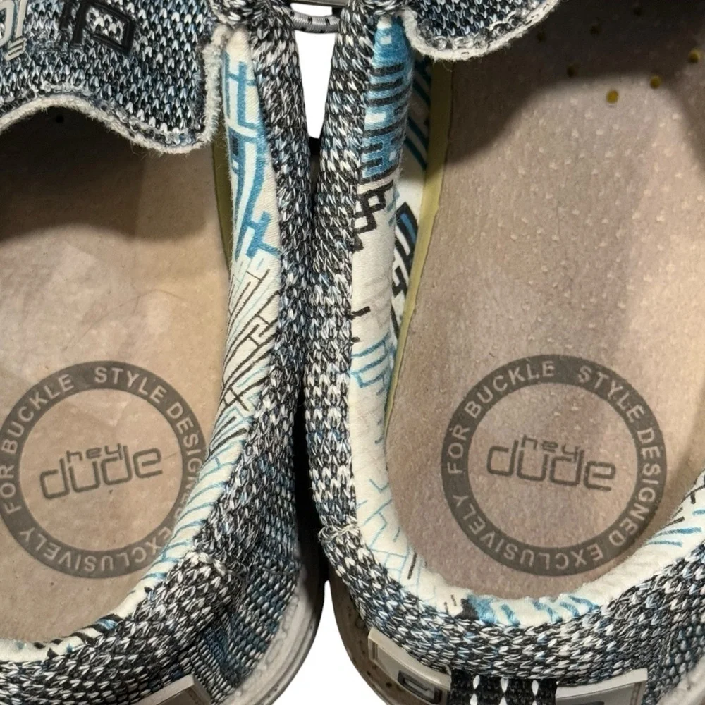 Hey Dude Wally Lake Slip On Shoe Men’s 6 Blue Striped Buckle Exclusive Comfort - Picture 7 of 11